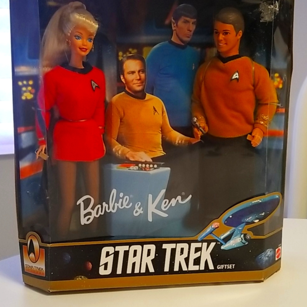 Barbie and Ken Star Trek Gift Set